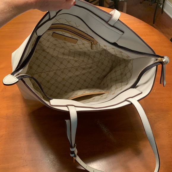NWOT!! LAST CHANCE!! 👜 🎉ANTONIO MELANI LARGE TOTE— great for the office! - Picture 6 of 14